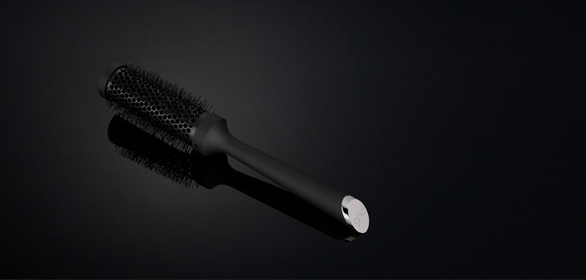 ghd speed Haartrockner Set Schwarz mit Root Lift Spray & Rundbürste – Ansicht 5