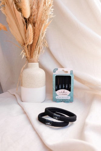 invisibobble Hair Tie Black – Anwendung