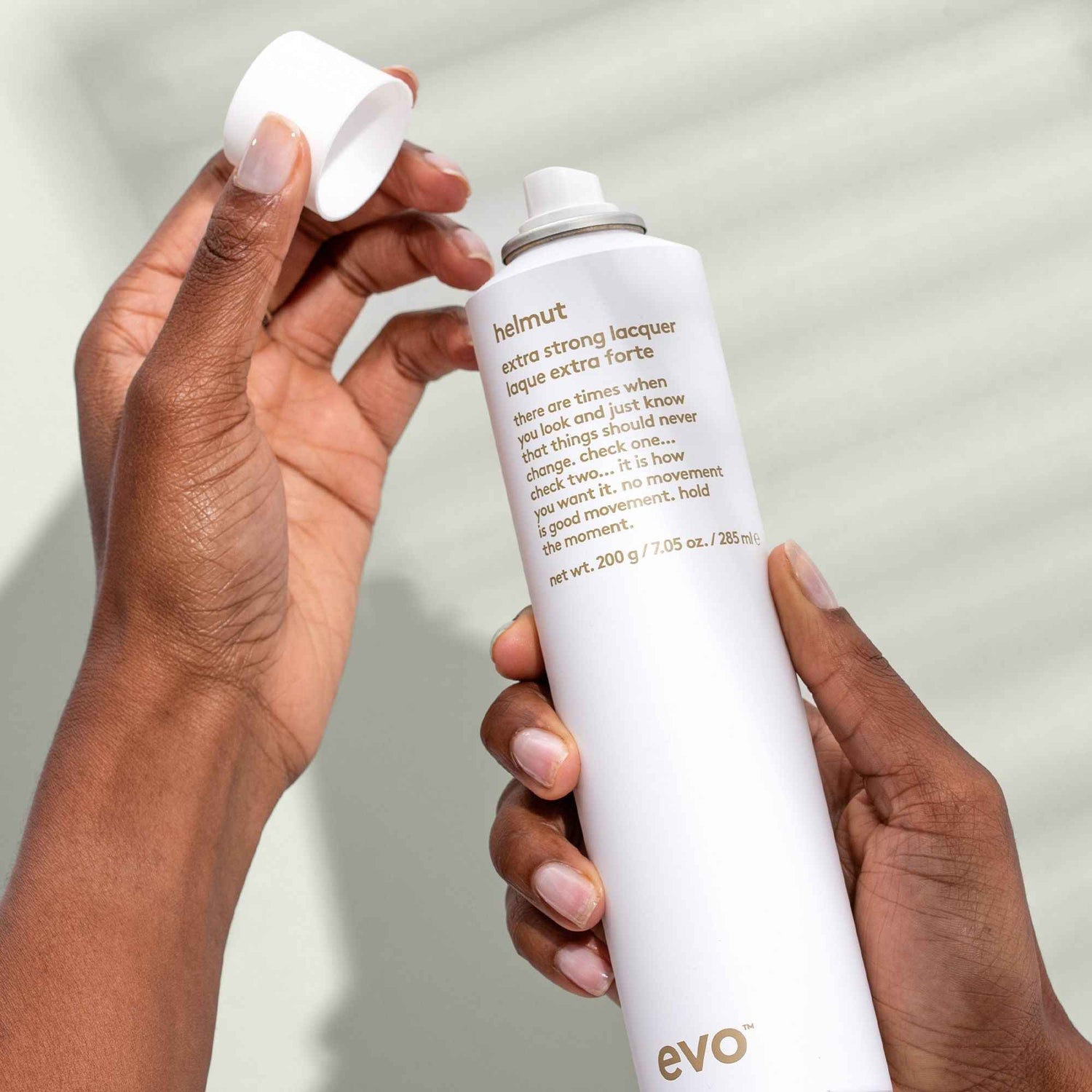 evo Helmut Extra Strong Lacquer 285 ml – Ansicht 2