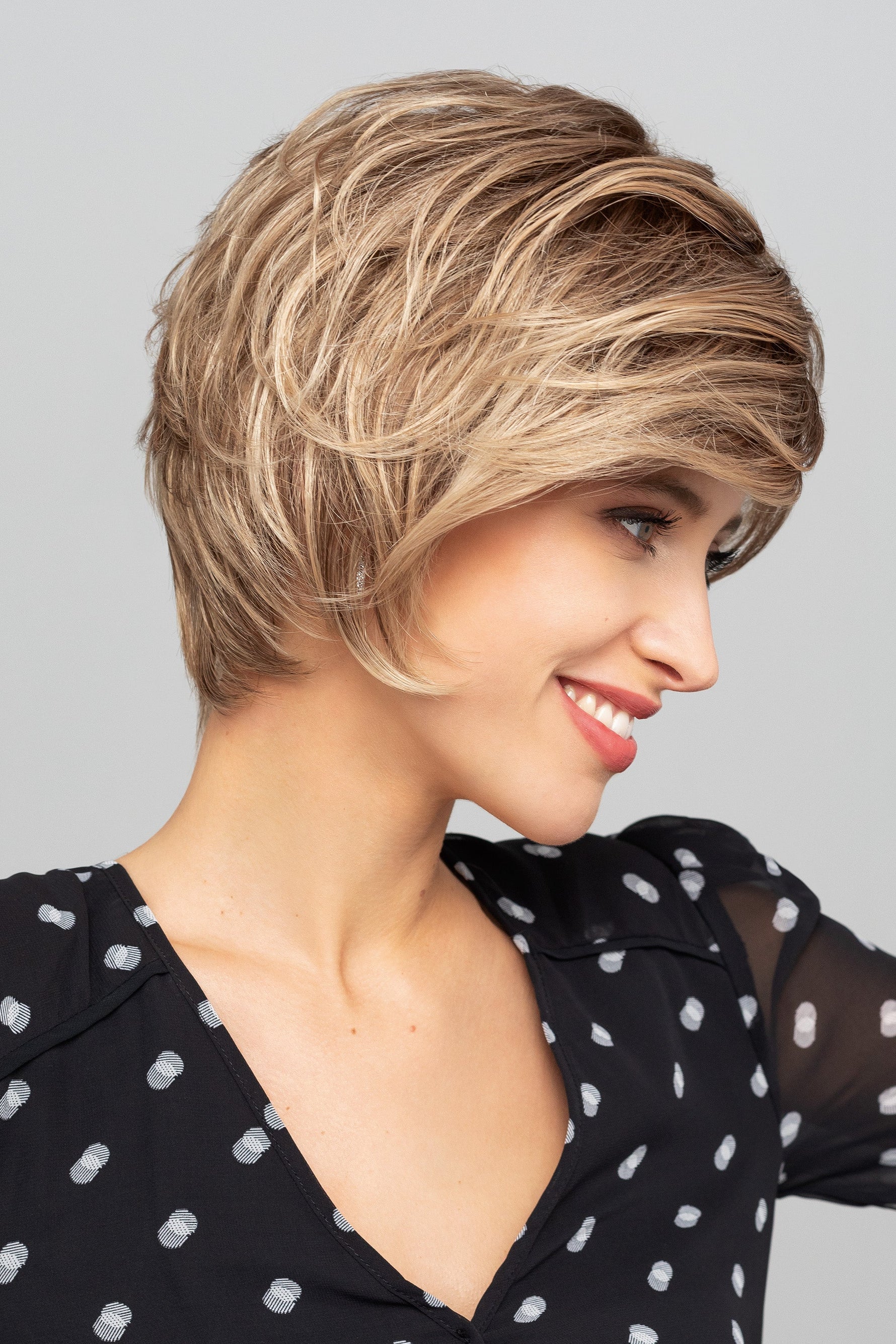 Ashley Mono Lace Perücke – Gisela Mayer Style Book
