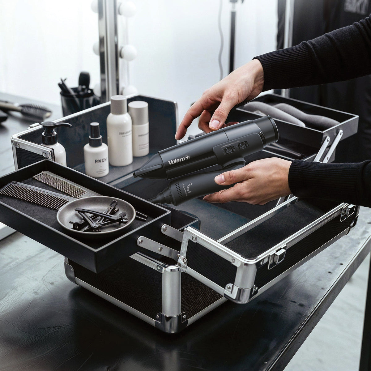 Valera Ultimate AI FoldAway Haartrockner – Ansicht 4