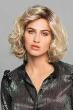 Modern Curl Lace