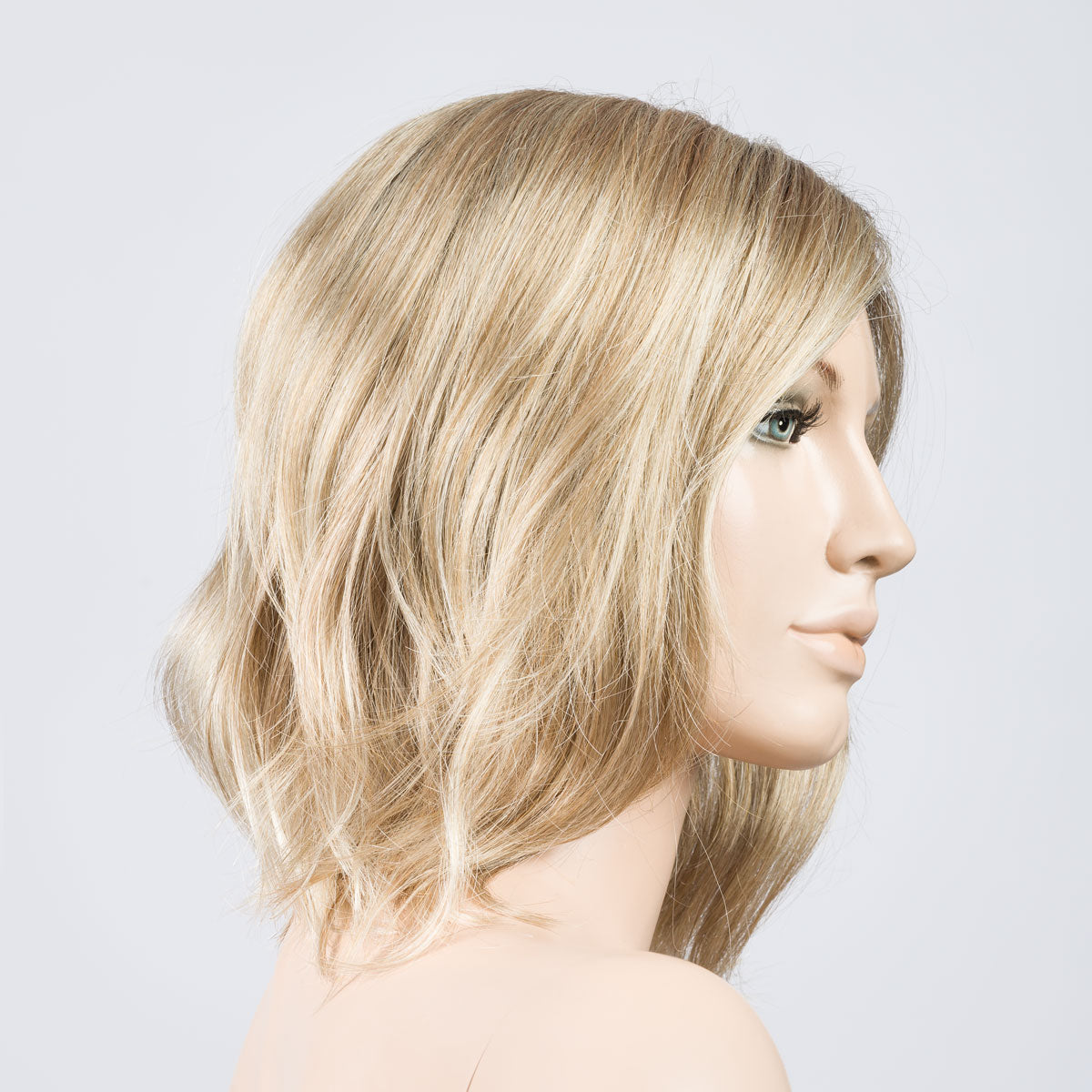 sandyblonde rooted