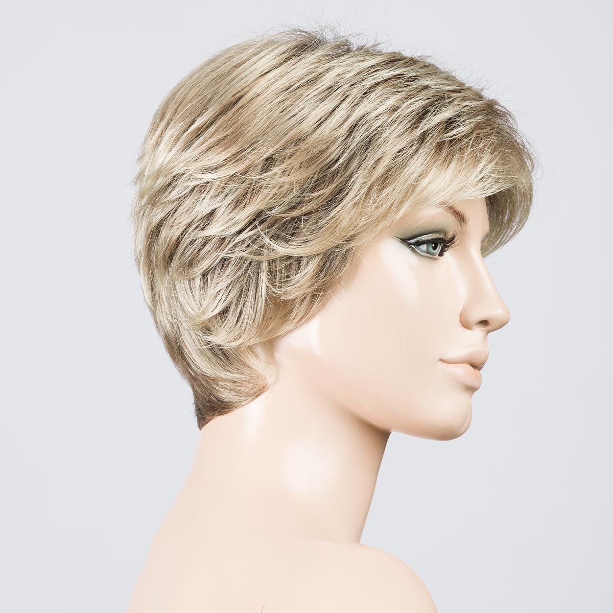 sandyblonde rooted