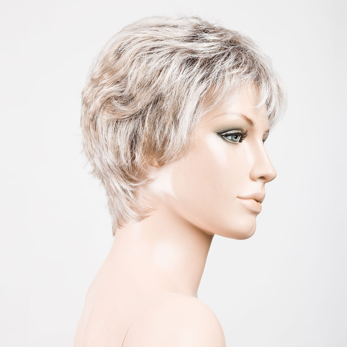 pearlblonde rooted