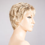 Foxy - sandyblonde rooted