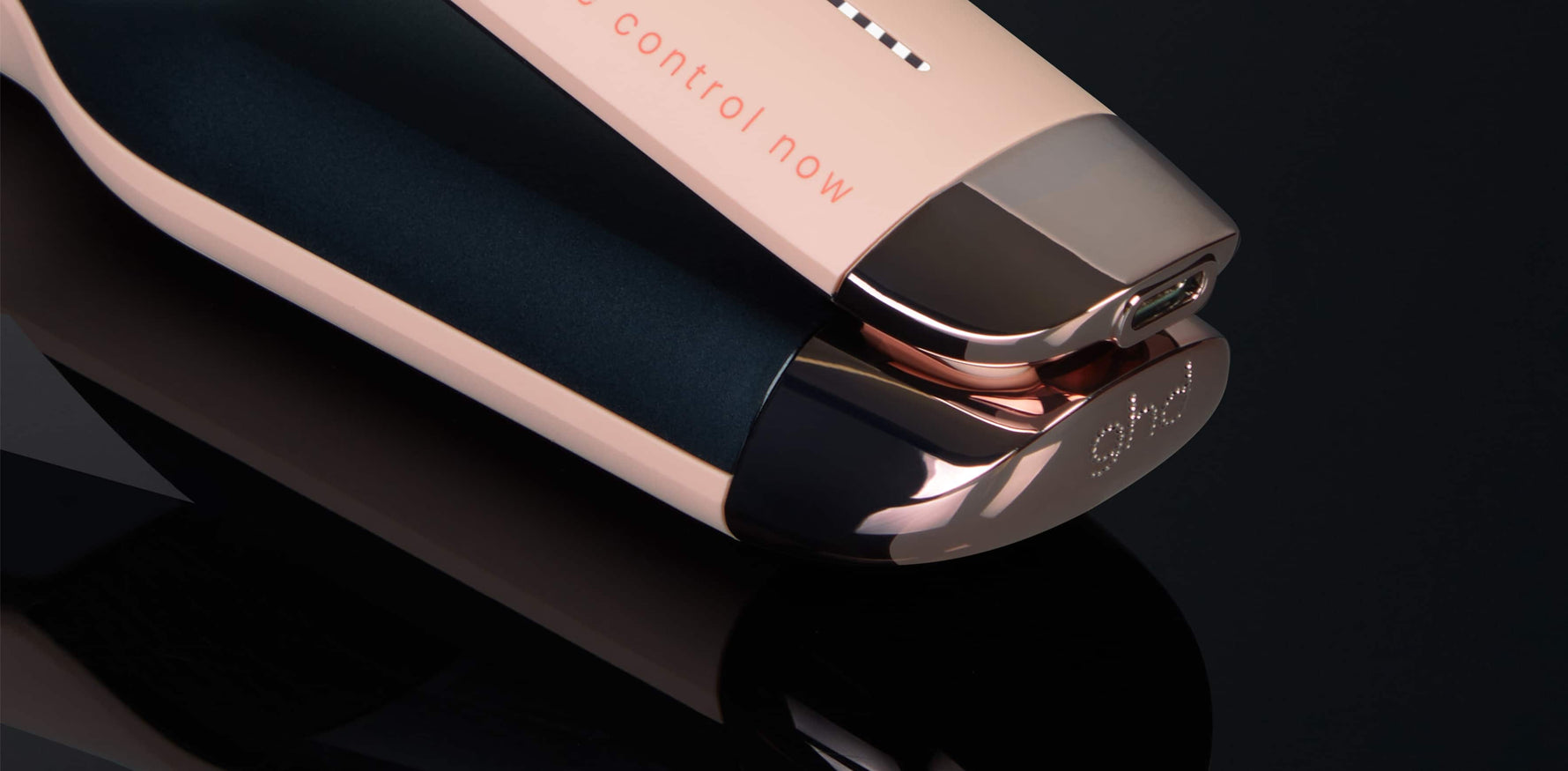 ghd-unplugged-glatteisen-in-pink-beach-2023-245647-53