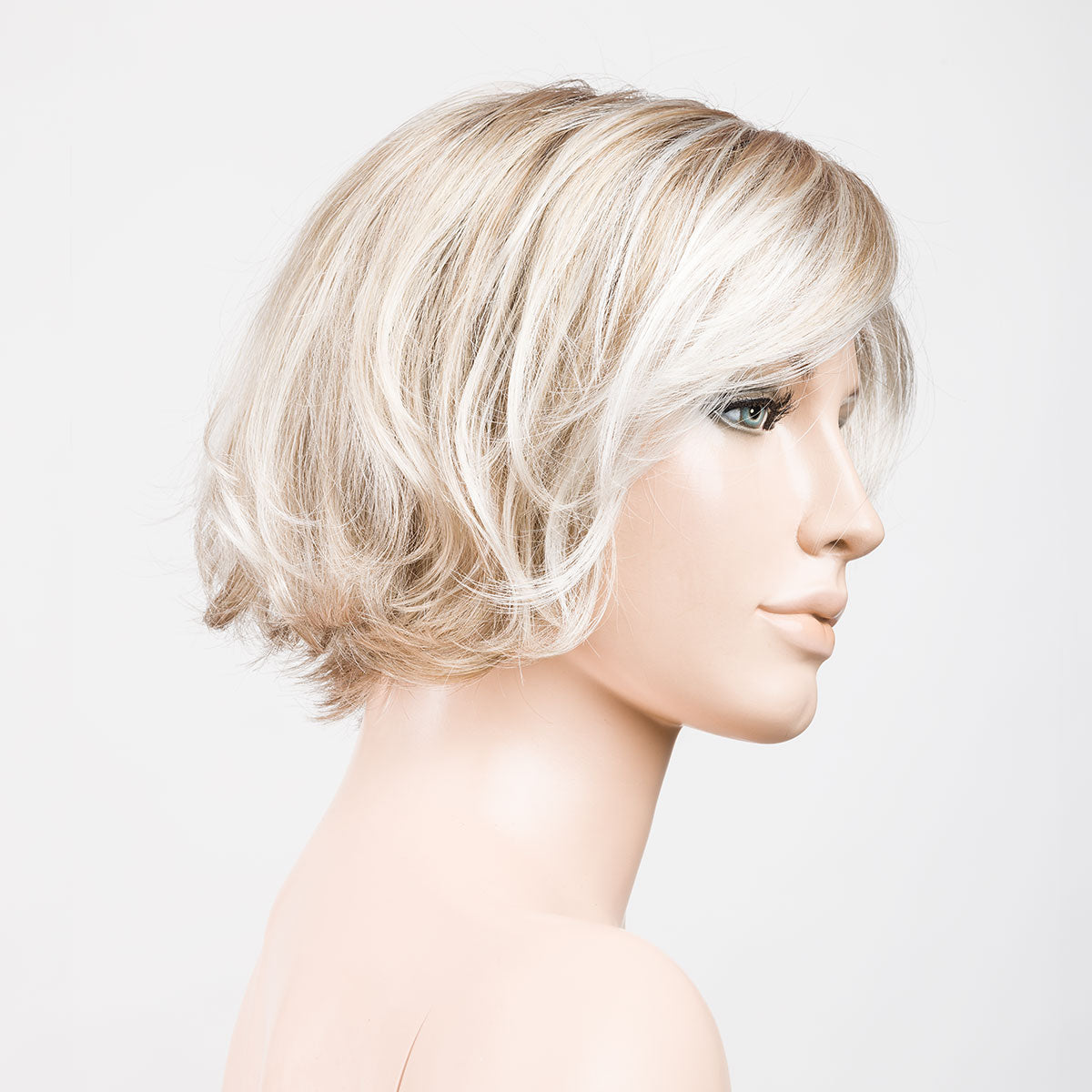 pearlblonde rooted
