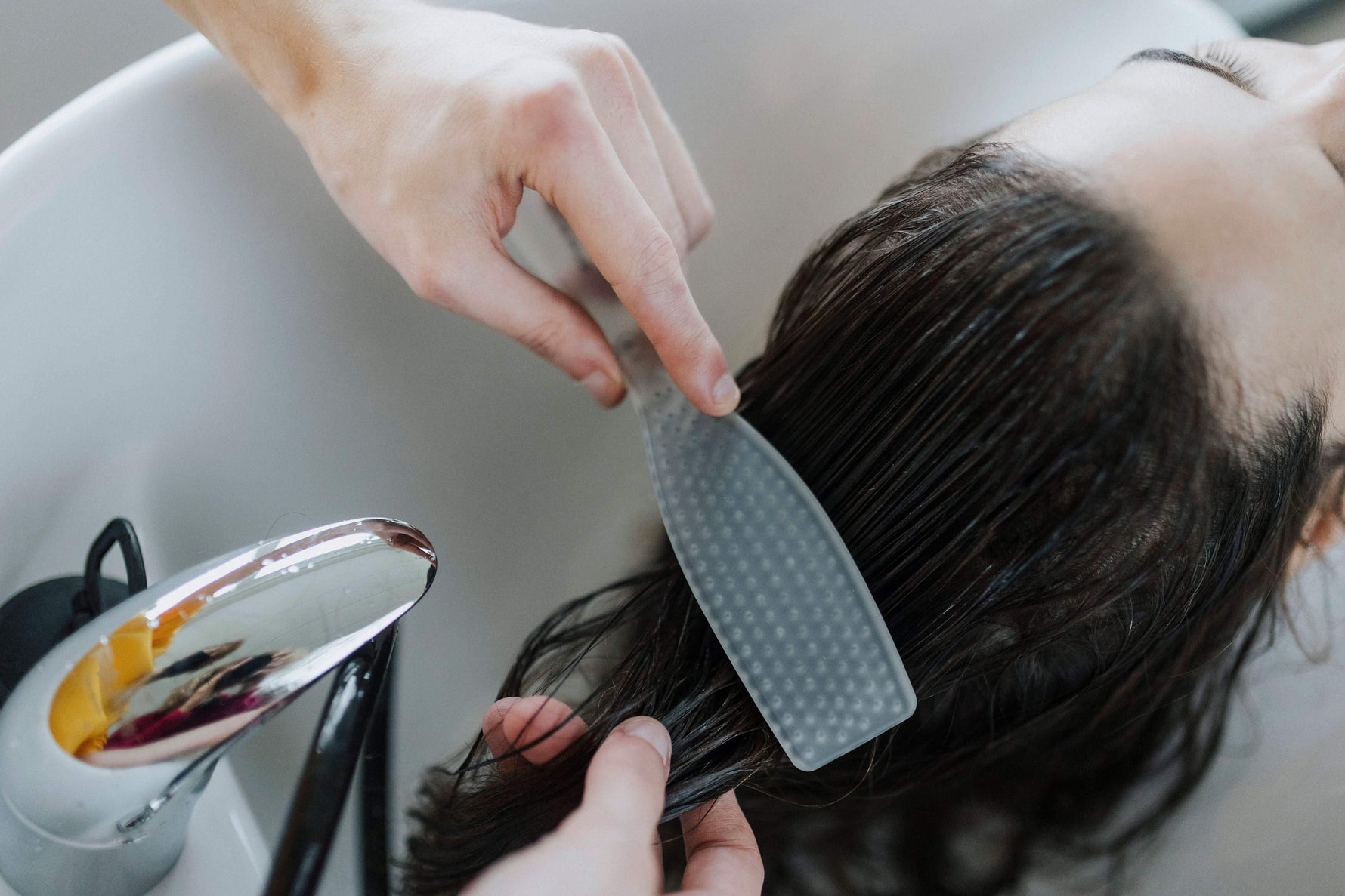 olivia-garden-essential-style-wet-fine-hair-bristles-ice-white-b-2485-6ET5