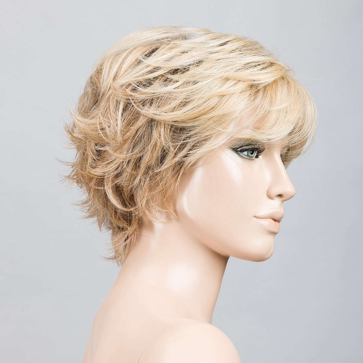 sandyblonde rooted