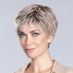 pearlblonde rooted