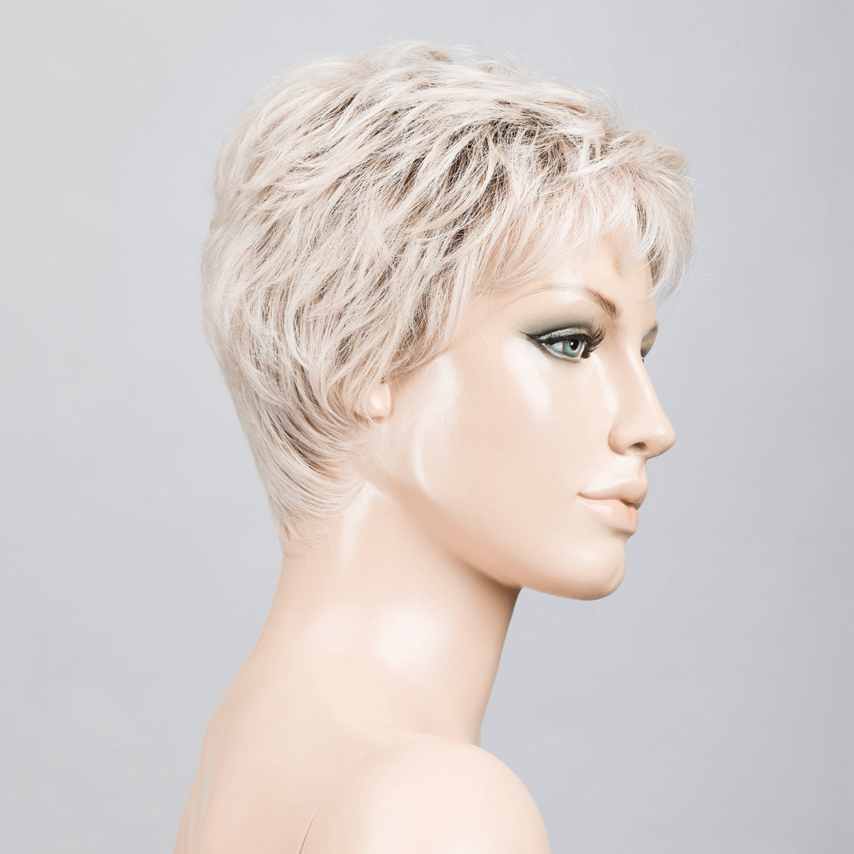 platinblonde rooted